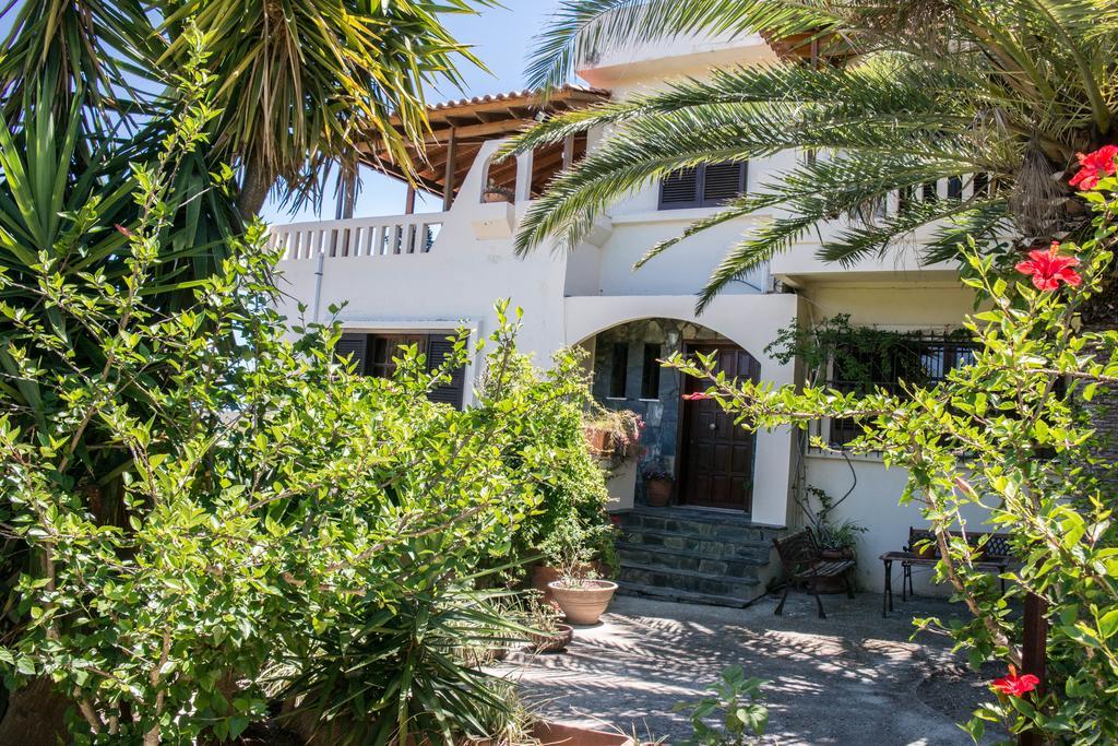 Alexandra Villa Stalós Exterior foto